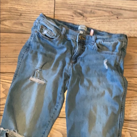 Sneak Peak Low Rise Distressed Jeans - Picture 5 of 8